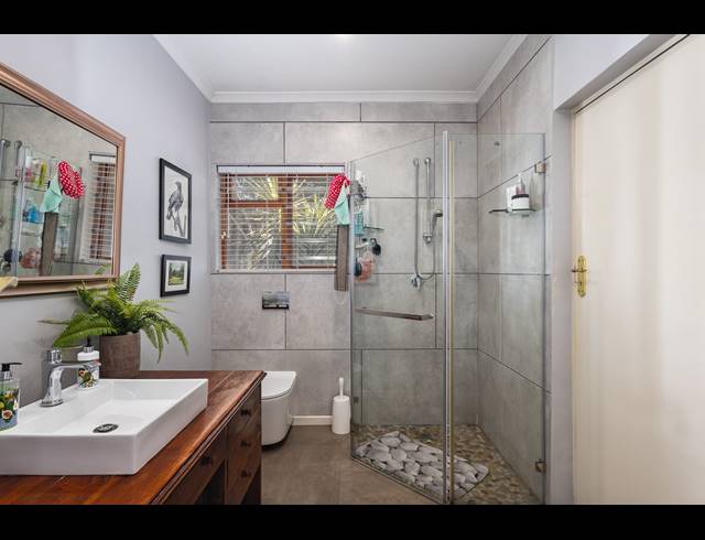 4 BEDROOM FREEHOLD FOR SALE IN TABLE VIEW